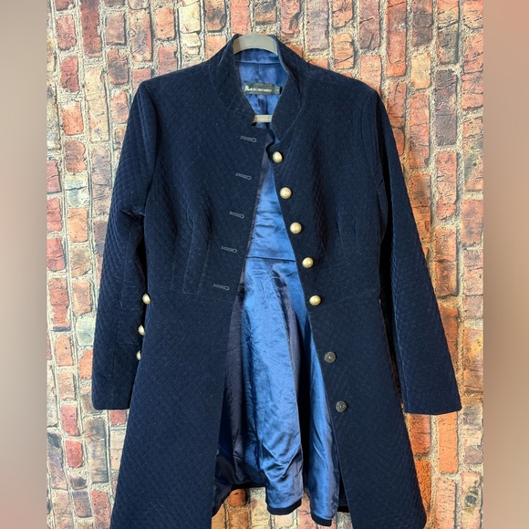 Blue Sky Butterfly Jackets & Blazers - Luxury Blue Sky Butterfly Quilted Navy Velour Jacket With Gold Buttons Sz Large